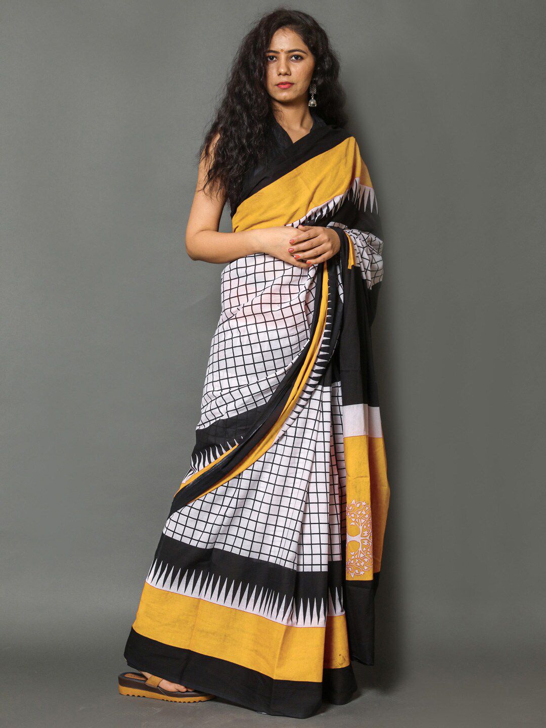 Stylish Yellow, Black and White Printed Saree view 4
